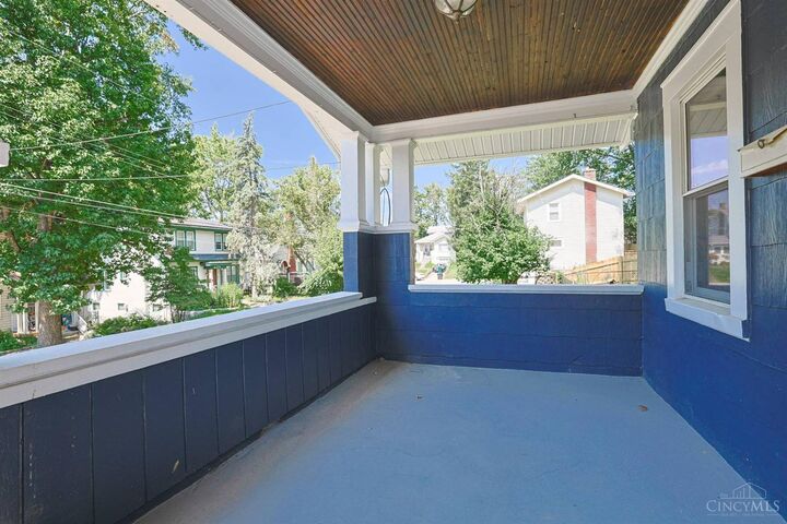 Property Photo:  6264 Cortelyou Avenue  OH 45213 