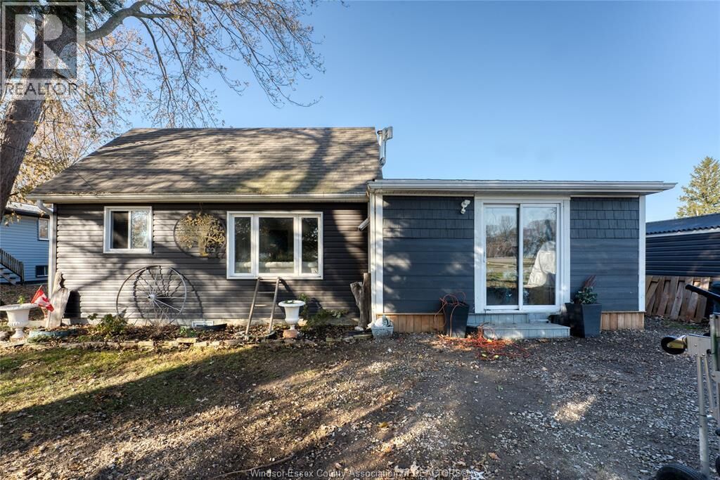 Property Photo: 625 Sydenham Street ON N0R 1G0