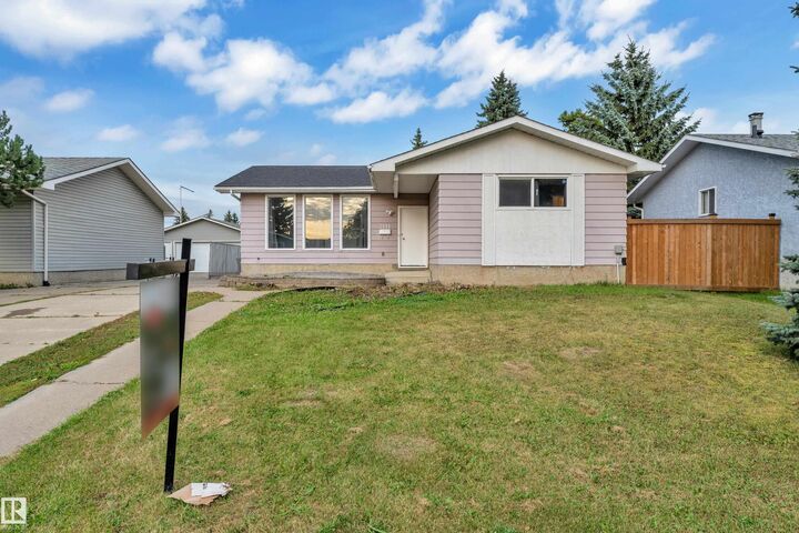 Property Photo:  3111 67 Street NW  AB T6K 1M1 