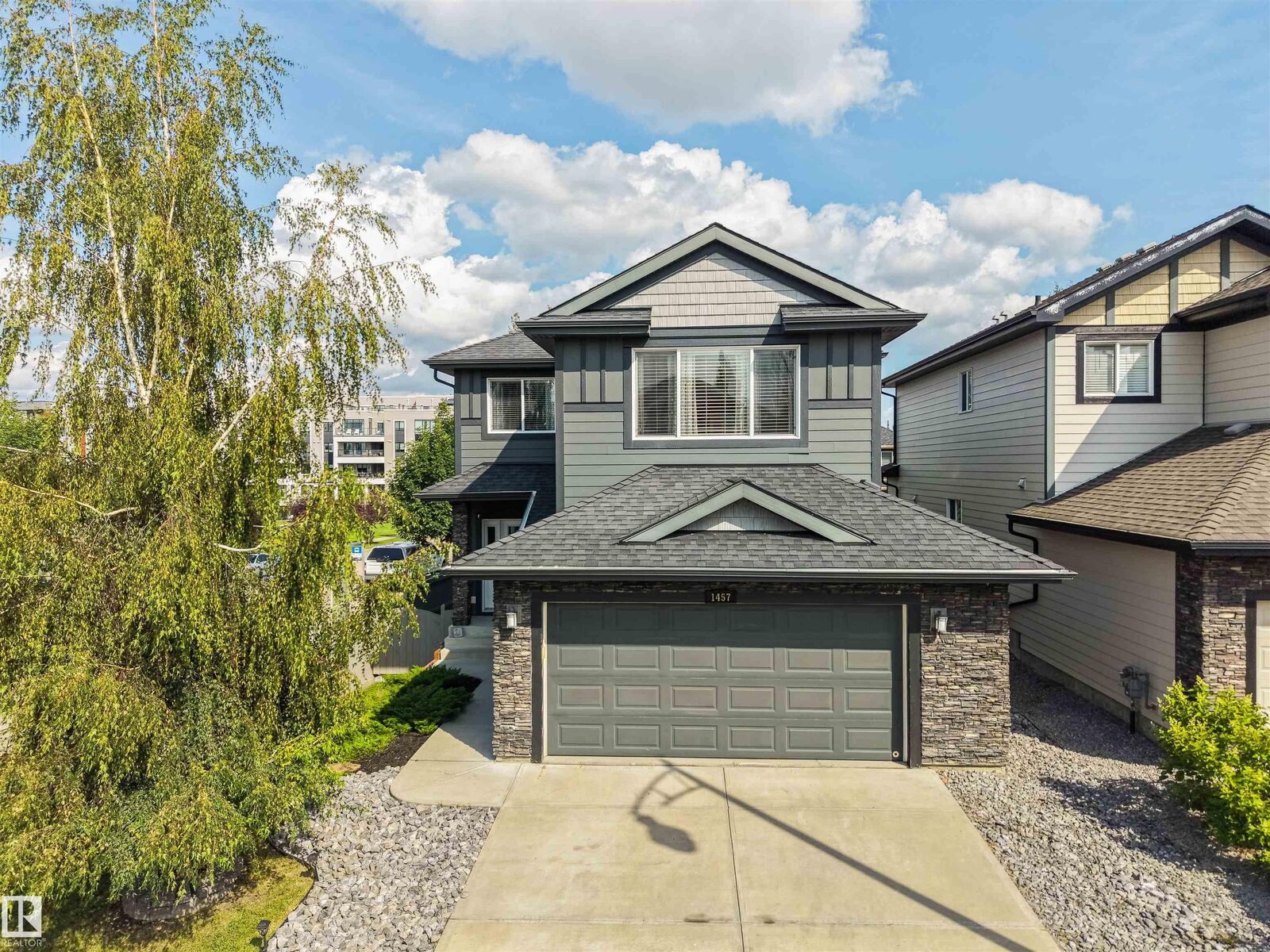 Property Photo:  1457 Wates Link SW  AB T6W 0V1 