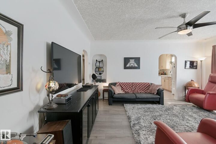 Property Photo:  12035 83 Street NW  AB T5B 2Z7 
