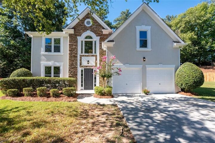 Property Photo: 2960 Saddlebrook Glen Drive GA 30041