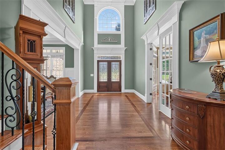 Property Photo:  882 Pathview Court  GA 30019 