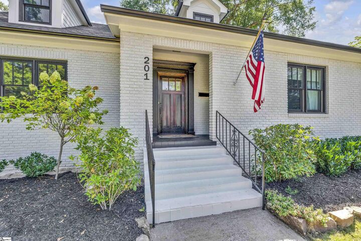 Property Photo:  201 Cleveland Street  SC 29601 