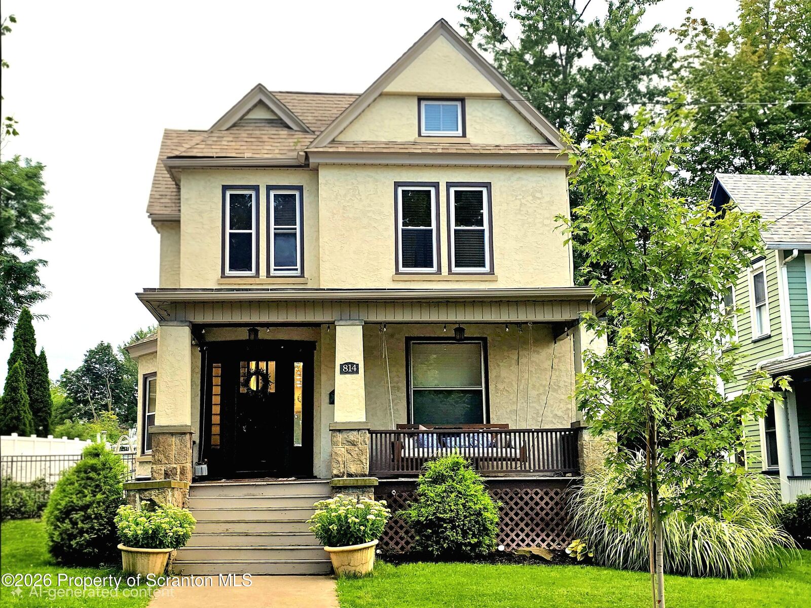 Property Photo:  814 Sunset Street  PA 18509 