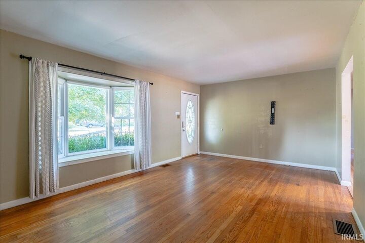 Property Photo:  8566 W Parker Street  IN 47634 