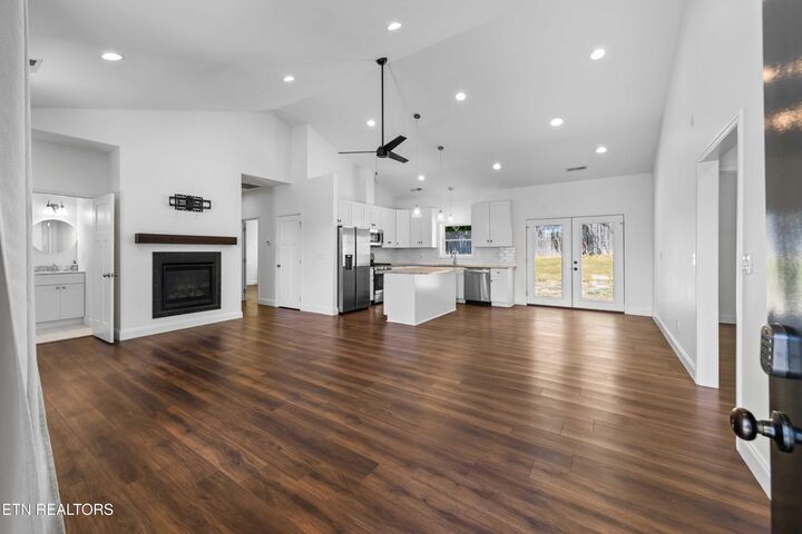 Property Photo: 419 Watauga Drive TN 37918