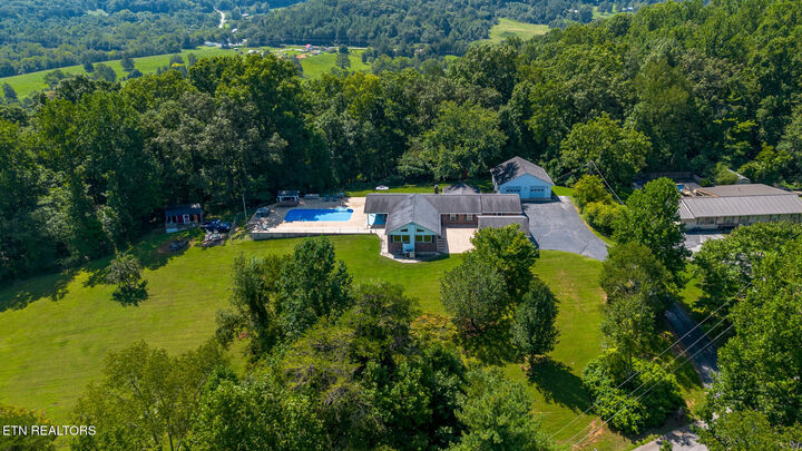 Property Photo:  286 Dan Circle  TN 37854 