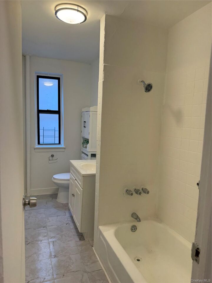 Property Photo: 551 W 160th Street 3D NY 10032