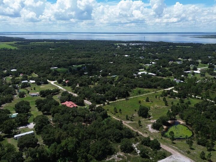Property Photo: 600 Serene Lane FL 33857