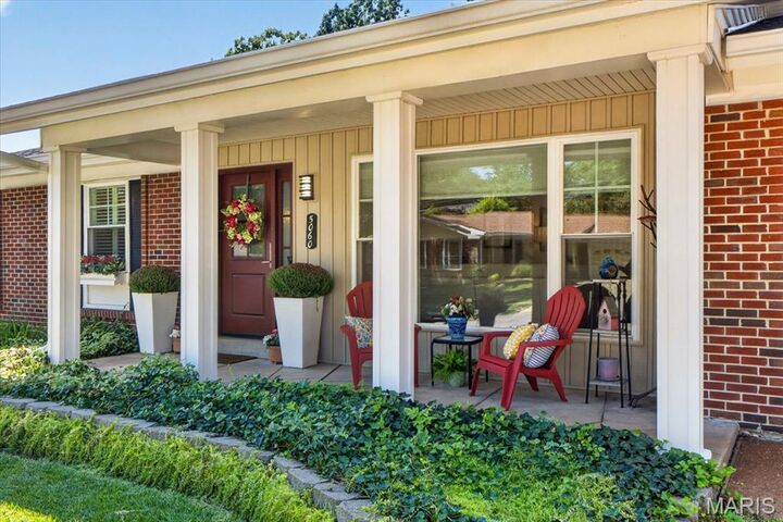 Property Photo: 5060 Suson Hills Drive MO 63128