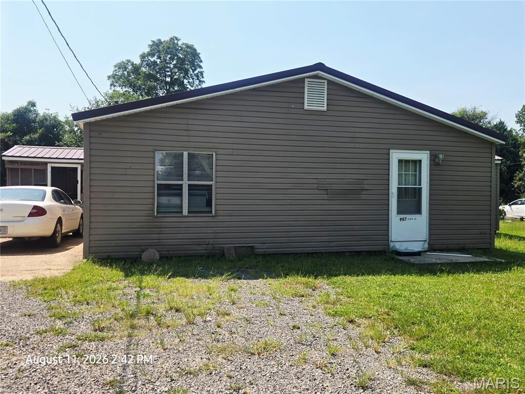 Property Photo:  907 State Street  MO 68362 