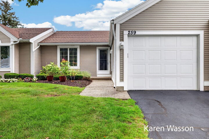 Property Photo:  259 Appletree Lane  MI 49423 