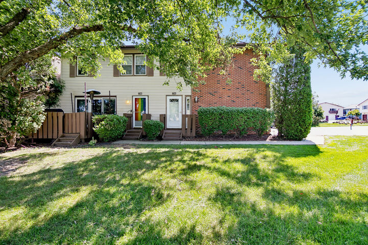 Property Photo: 7744 W Jefferson Court 16 IL 60423