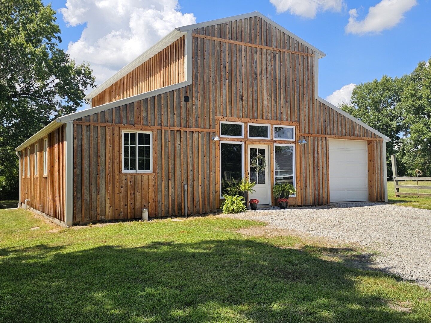 Property Photo:  2673 County Farm Road  IL 62881 