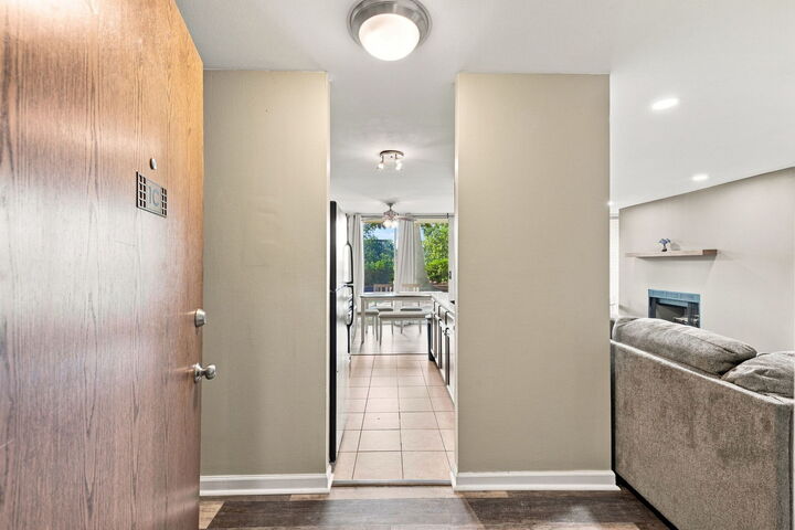 Property Photo: 5950 Oakwood Drive 1C IL 60532