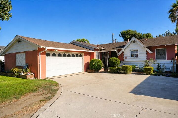 Property Photo:  1513 W Princeton Street  CA 91762 
