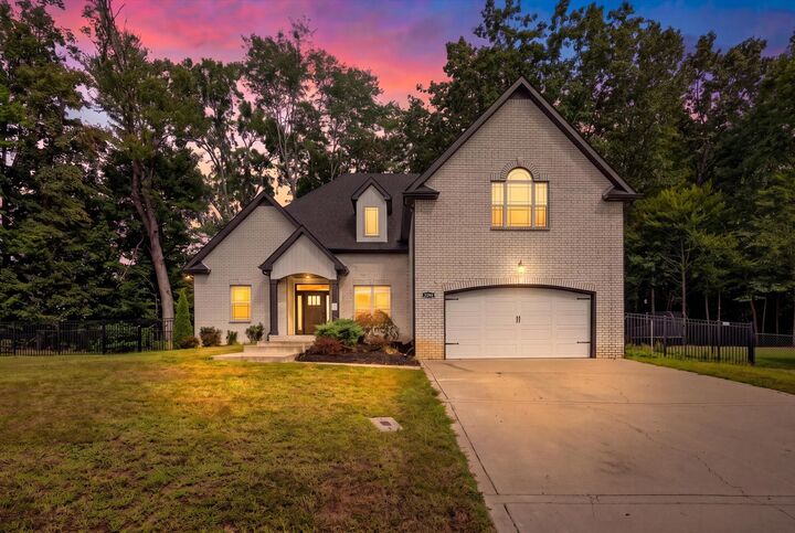 Property Photo:  3298 Dabney Ln  TN 37043 