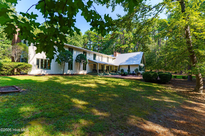 Property Photo:  520 N Bethesda Road  NC 28387 