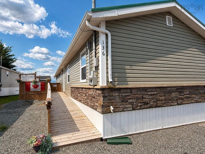 Property Photo:  136 Hilltop Drive  NS B4C 2P1 