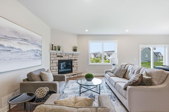 Property Photo:  1727 Spruce Street  MN 55024 