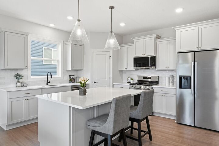 Property Photo:  1727 Spruce Street  MN 55024 