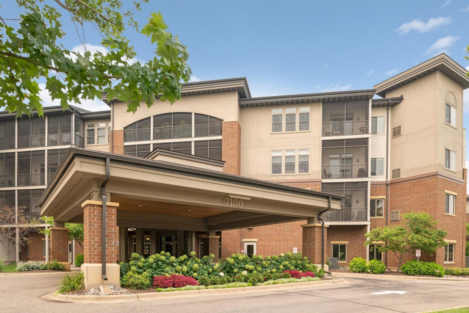 Property Photo:  7100 Metro Boulevard 234  MN 55439 