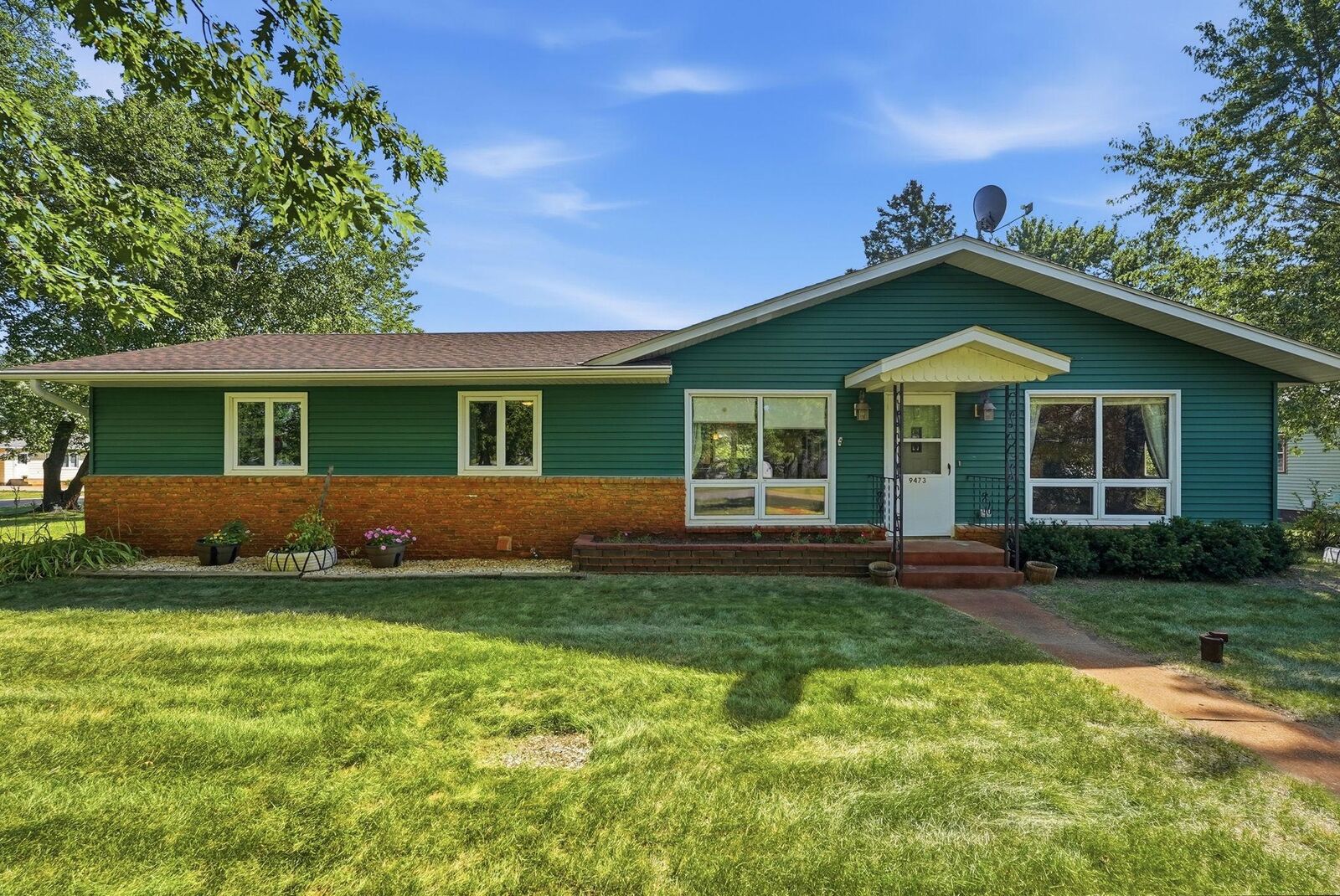 Property Photo:  9473 Crestview Drive  MN 56374 