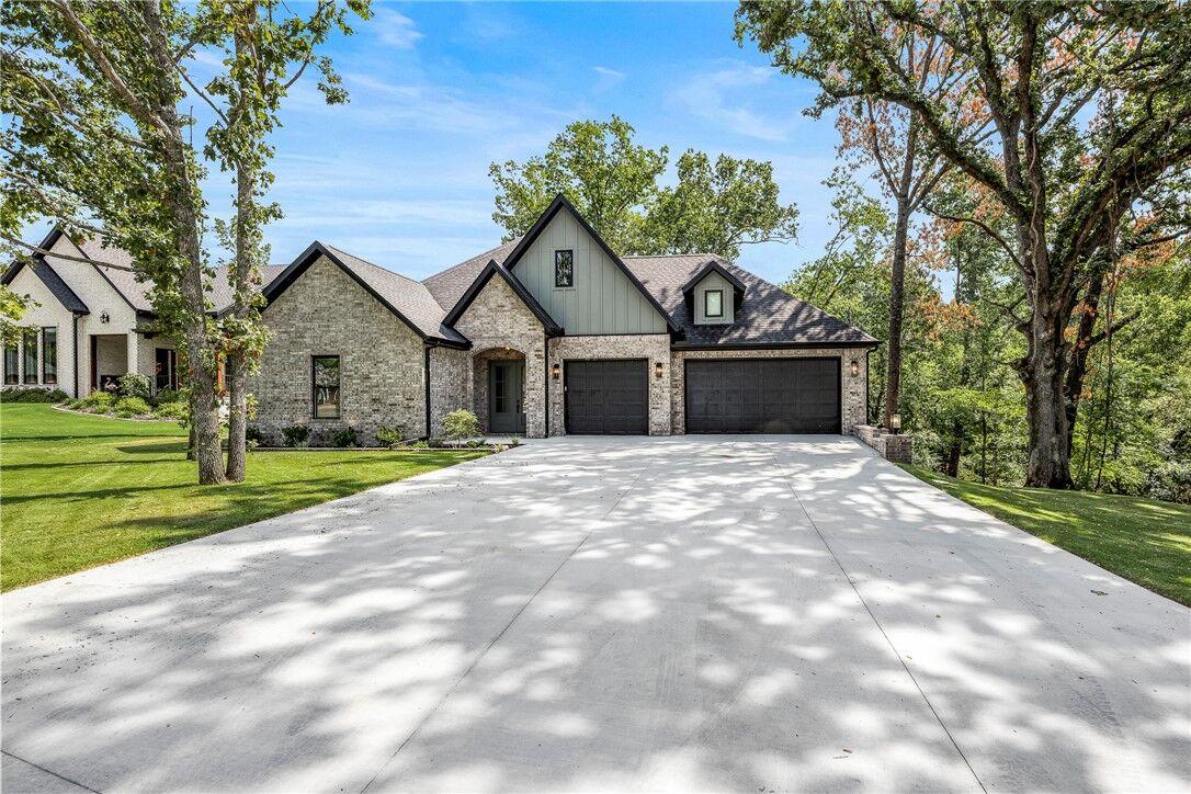 Property Photo: 5201 Joe Lane AR 72756