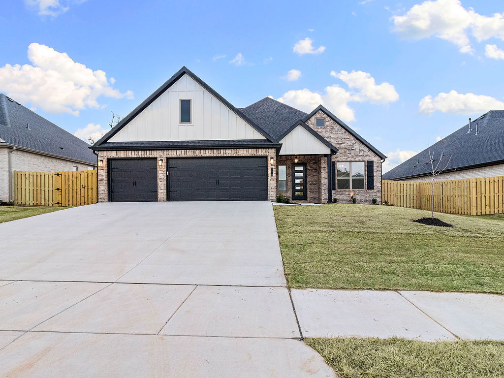 Property Photo:  1510 Lookout Lane  AR 72718 