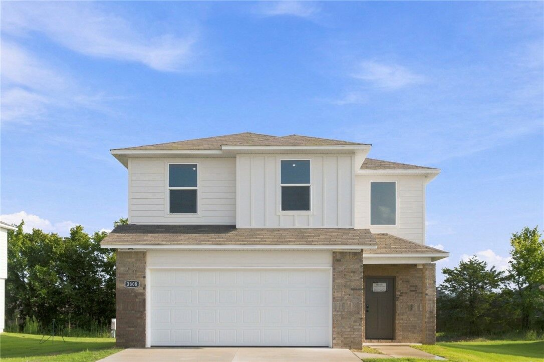 Property Photo:  3865 Crescent Springs Avenue  AR 72764 
