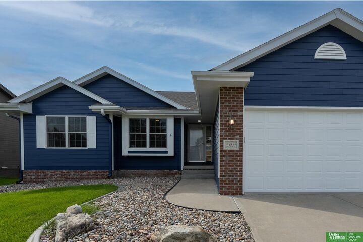 Property Photo:  21213 Flagstone Drive  NE 68028 