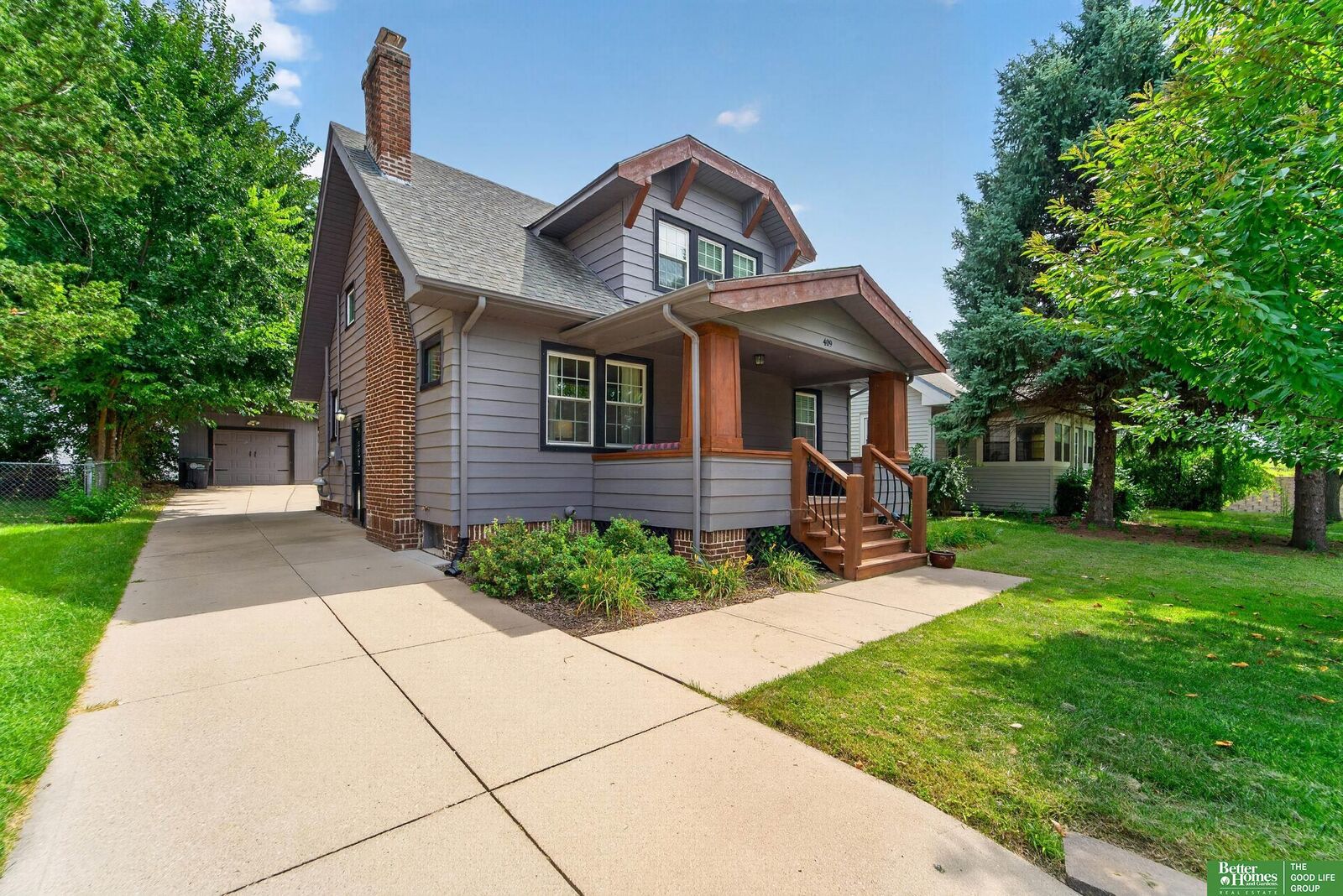 Property Photo:  409 S 49th Street  NE 68132 
