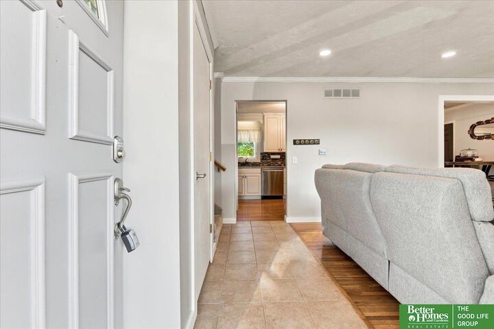 Property Photo:  11505 Oak Circle  NE 68114 