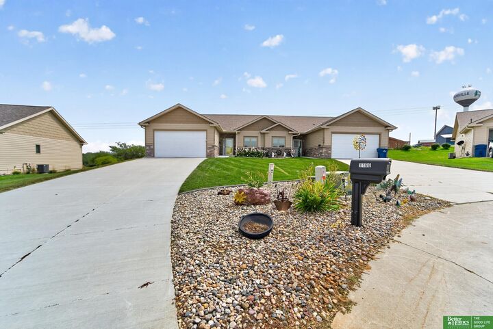 Property Photo:  1166 Prairie Hill Circle  NE 68037 
