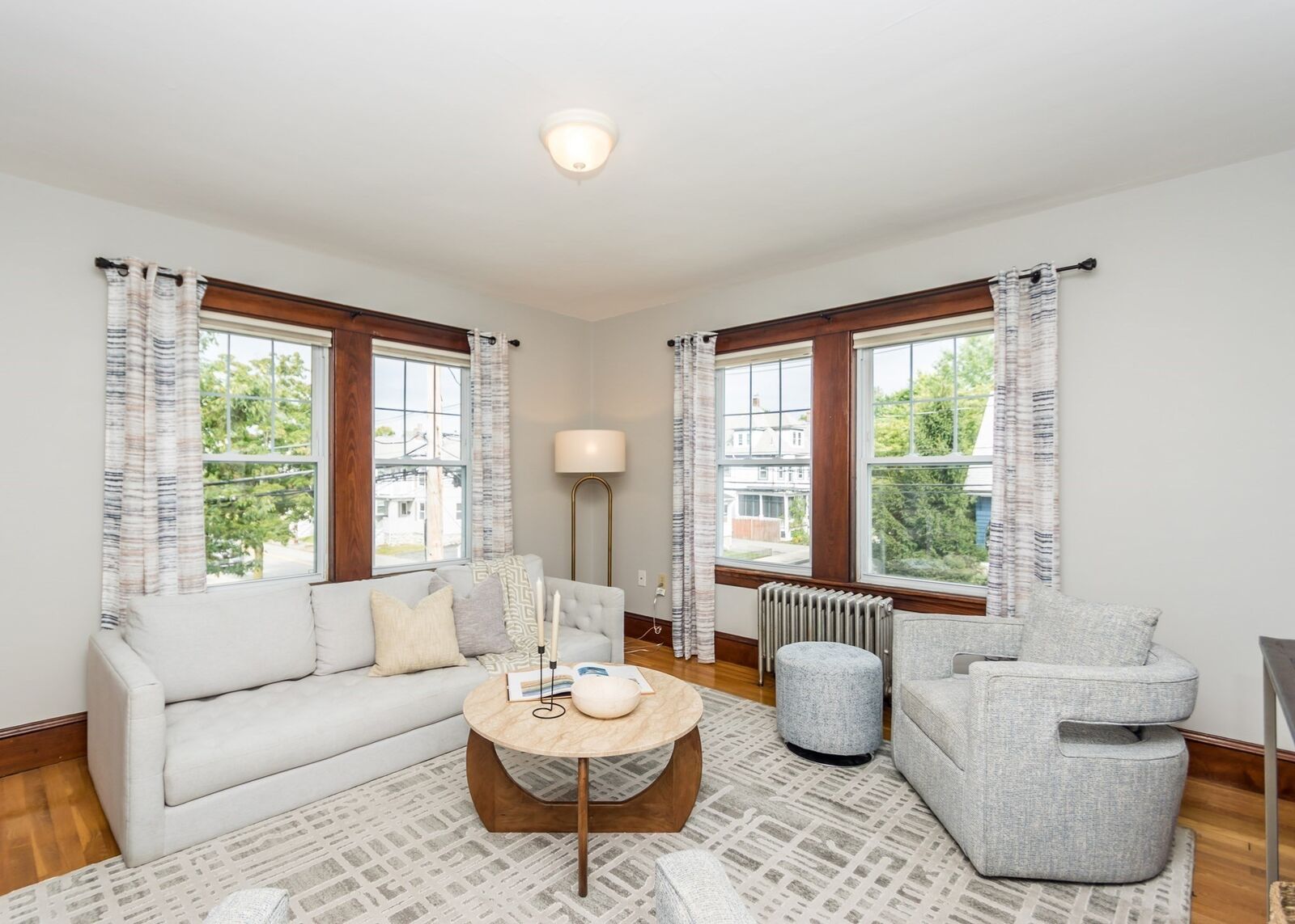 Property Photo:  231 Lowell Street 2  MA 02453 