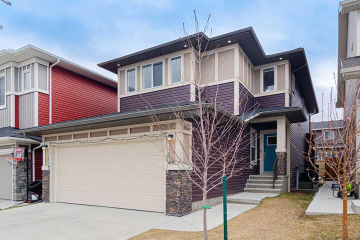 Property Photo:  70 Saddlestone Green NE  AB T3J 2C8 