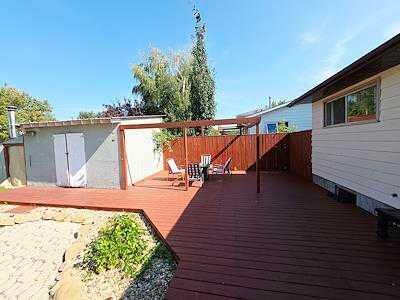 Property Photo:  5210 54A Avenue  AB T0H 0E0 