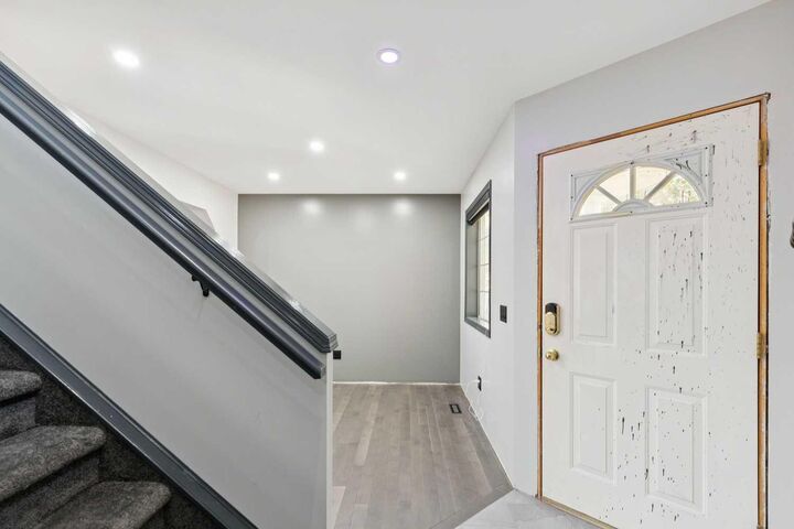 Property Photo:  341 Coral Keys Villas NE  AB T3J 3L8 