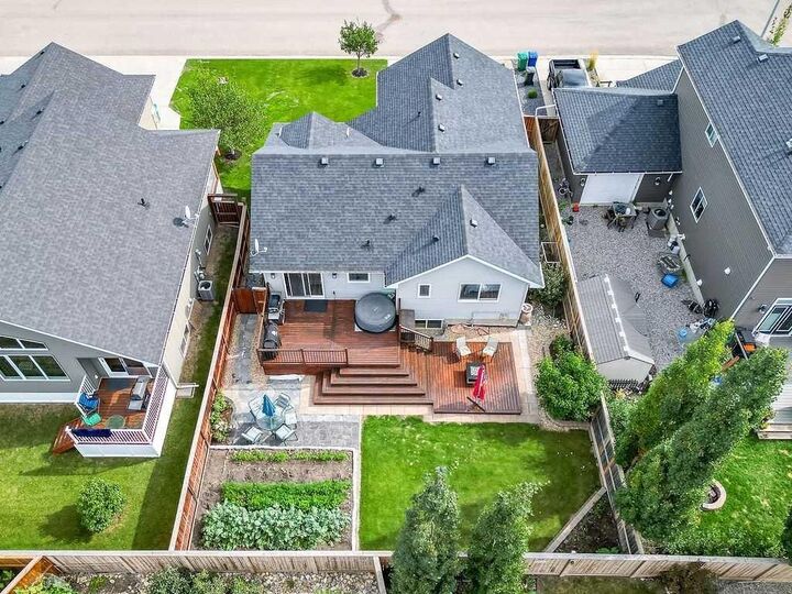 Property Photo:  133 Riverwood Way  AB T0L 0H0 