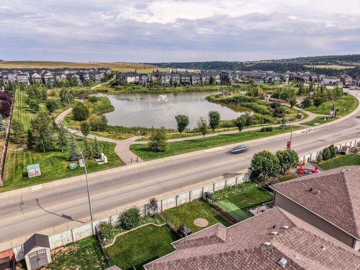 Property Photo:  57 Sunset Common  AB T4C 0M1 