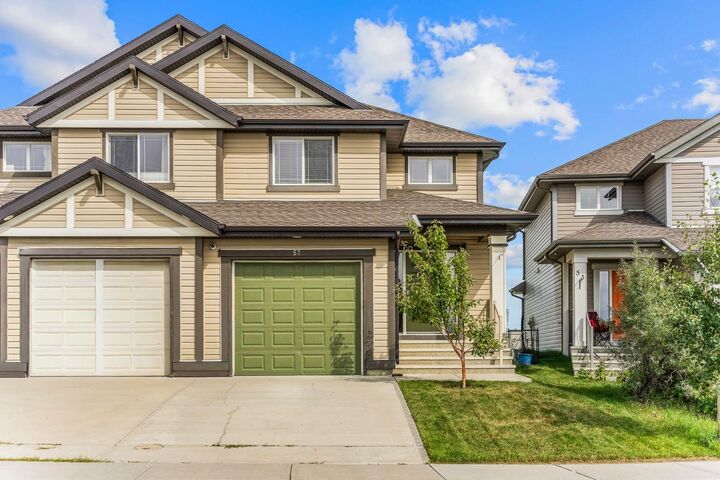 Property Photo: 57 Sunset Common AB T4C 0M1