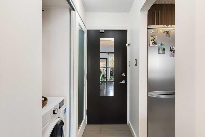 Property Photo:  1904 10 Street SW 406  AB T2T 3G1 