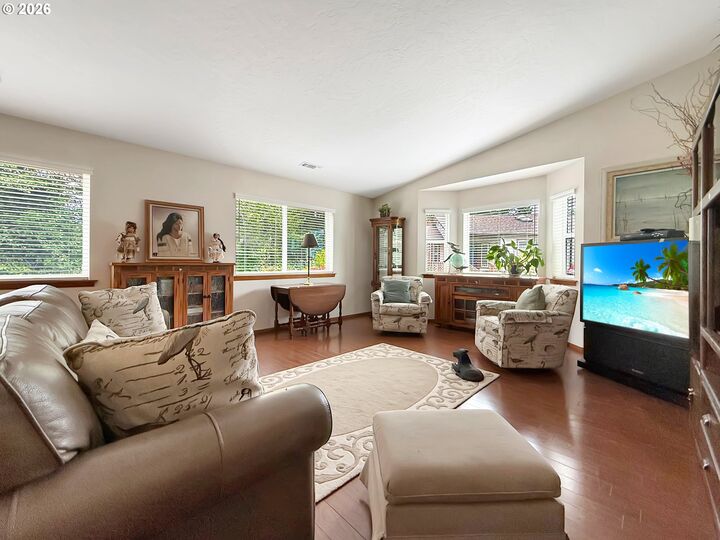 Property Photo:  1484 Seacrest Ln  OR 97415 