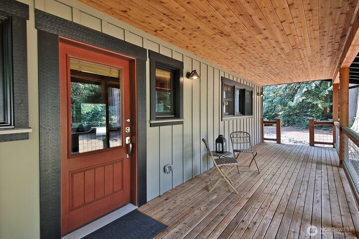 Property Photo: 1052 Woodside Lane WA 98260