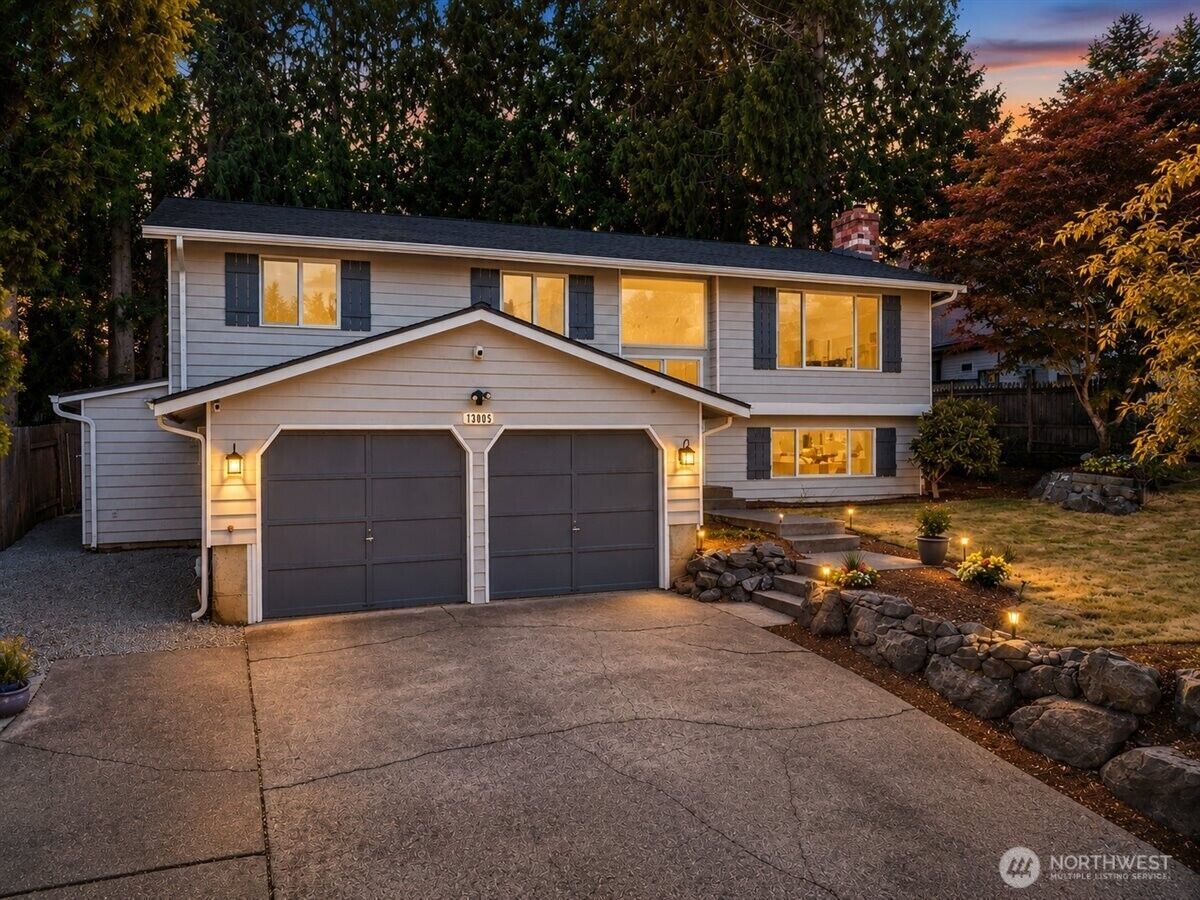 Property Photo:  13005 SE 245th Street  WA 98030 