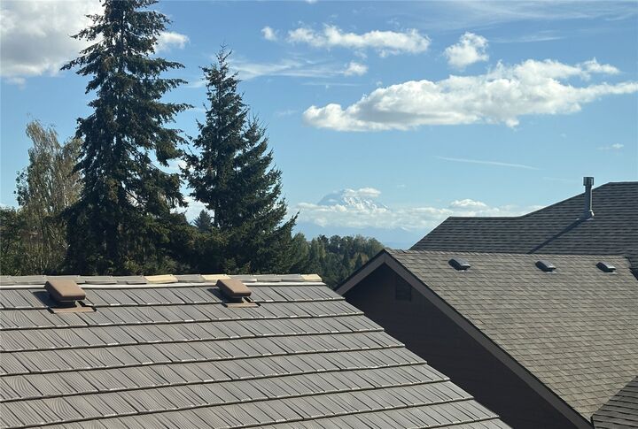 Property Photo: 3624 Nassau Avenue NE WA 98422