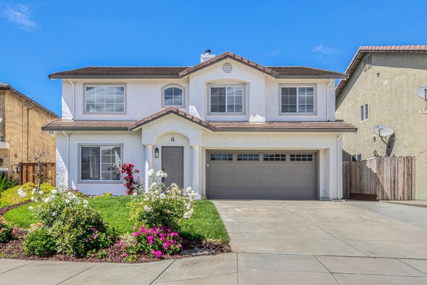 Property Photo:  4 Rhode Island Circle  CA 93905 