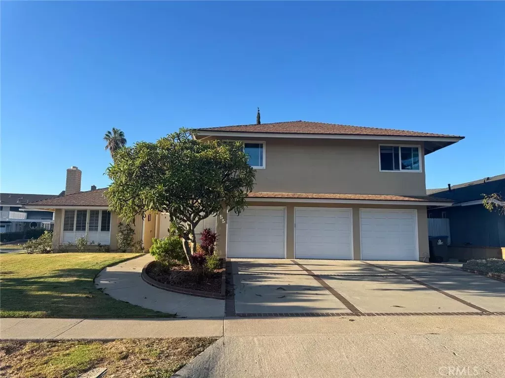 Property Photo:  455 Purdy  CA 92870 