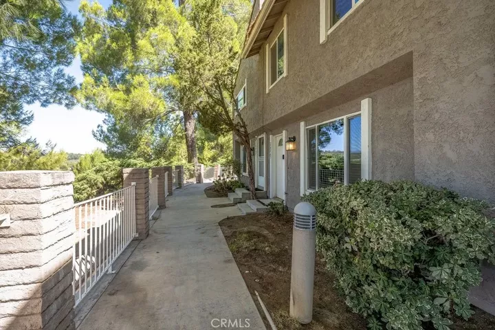 Property Photo:  26865 Avenida Terraza  CA 91350 